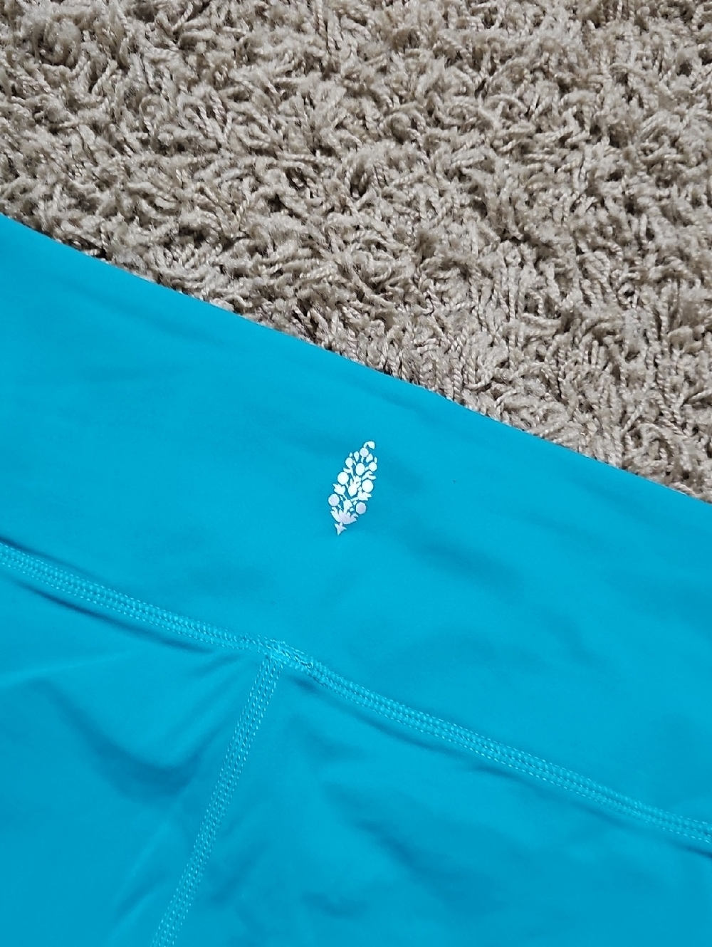 NWT Free People Leggings Wavy "Curvy Waters" Large - Picture 7 of 9